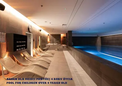Basen w obiekcie DoubleTree by Hilton Wroclaw lub w pobliżu