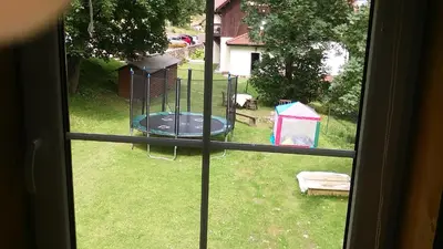 Ogród w obiekcie Domek Górski Czarna Góra przy wyciągach