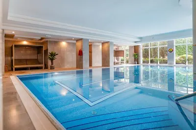 Basen w obiekcie Apartamenty i pokoje Montana lub w pobliżu