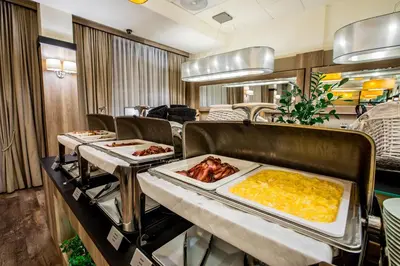 Jedzenie w hotelu lub w pobliżu
