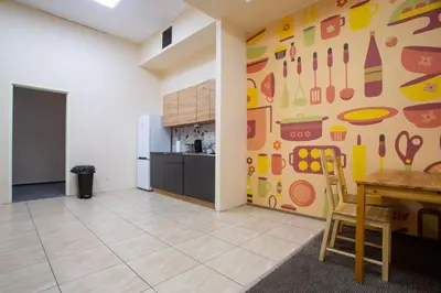 Kuchnia lub aneks kuchenny w obiekcie Moon Hostel Wrocław
