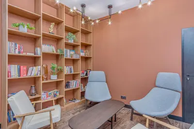Biblioteka w hotelu