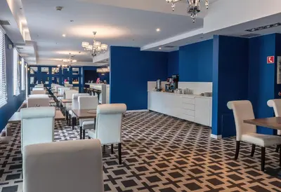 Restauracja lub miejsce do jedzenia w obiekcie Hotel Sękowski
