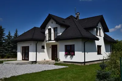 Budynek, w którym mieści się kwatera prywatna