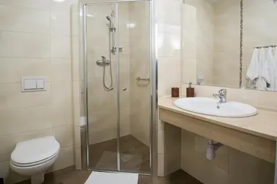 Łazienka w obiekcie Hotel Nowy Zdrój - Centrum Zdrowia i Wypoczynku