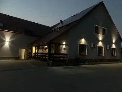 Budynek, w którym mieści się hotel