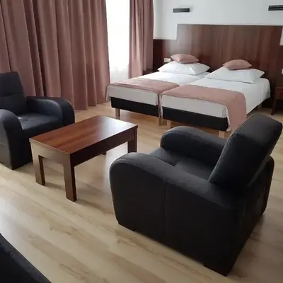 Pod Kominem Pokoje i Apartamenty