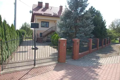 Budynek, w którym mieści się apartament