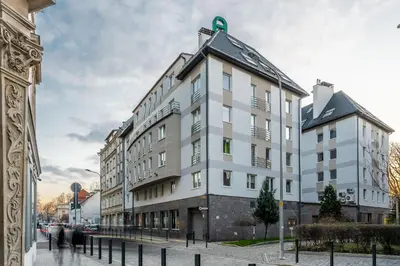 Budynek, w którym mieści się apartament