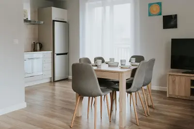 Kuchnia lub aneks kuchenny w obiekcie Apartament 3 - Bliżej Zdroju
