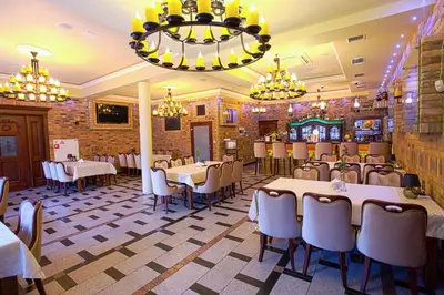 Restauracja lub miejsce do jedzenia w obiekcie Hotel Róża