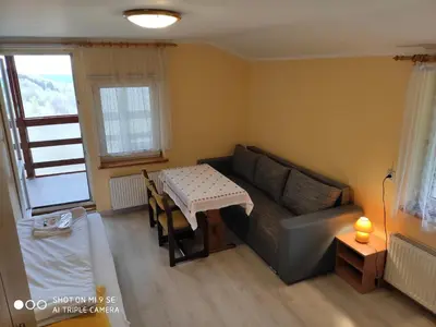 Część wypoczynkowa w obiekcie Chata Na Przełęczy