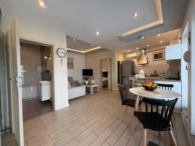 Kuchnia lub aneks kuchenny w obiekcie Apartamenty Mariańska 103