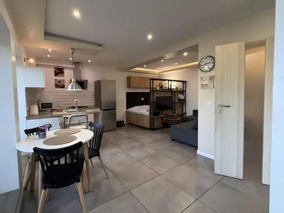 Kuchnia lub aneks kuchenny w obiekcie Apartamenty Mariańska 103