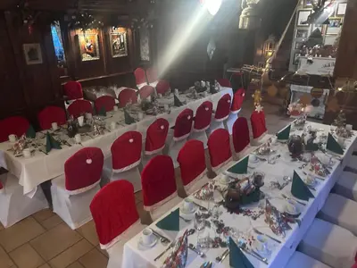 Restauracja lub miejsce do jedzenia w obiekcie Noclegi I Restauracja Zodiak