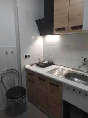 Kuchnia lub aneks kuchenny w obiekcie Pokoje Gościnne z łazienkami przy Wrocławiu, darmowy parking