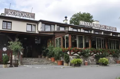 Budynek, w którym mieści się hotel