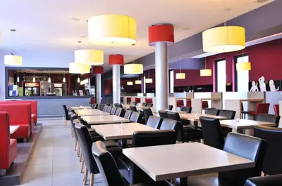 Restauracja lub miejsce do jedzenia w obiekcie Oswald Arena