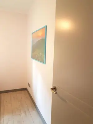 Telewizja i/lub zestaw kina domowego w obiekcie Apartament z Ogrodem