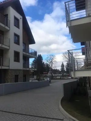 Budynek, w którym mieści się apartament