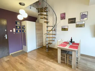 Kuchnia lub aneks kuchenny w obiekcie Apartament fioletowy w Polanicy