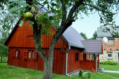 Budynek, w którym mieści się ośrodek wypoczynkowy
