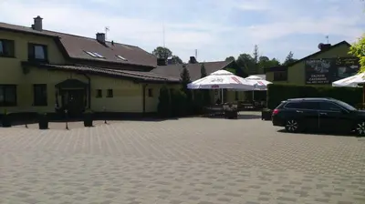 Budynek, w którym mieści się zajazd