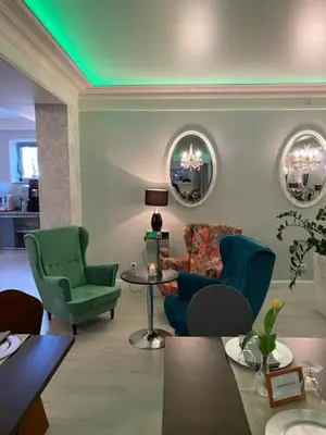 Część wypoczynkowa w obiekcie Jasek Premium Hotel Wrocław
