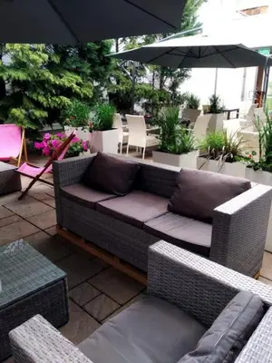 Część wypoczynkowa w obiekcie Jasek Premium Hotel Wrocław