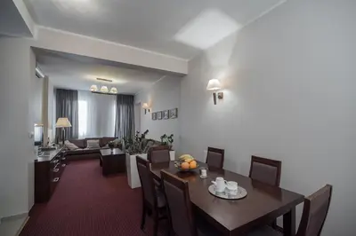 Część wypoczynkowa w obiekcie Jasek Premium Hotel Wrocław