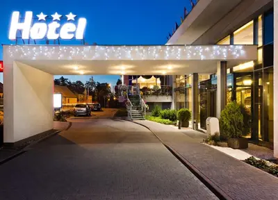 Budynek, w którym mieści się hotel