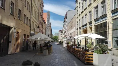 Budynek, w którym mieści się apartament