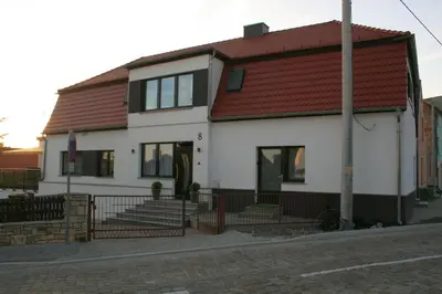 Budynek, w którym mieści się apartament