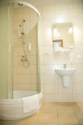 Łazienka w obiekcie Hotel Oaza
