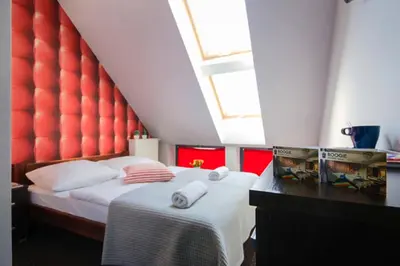Łóżko lub łóżka w pokoju w obiekcie Boogie Deluxe Old Town