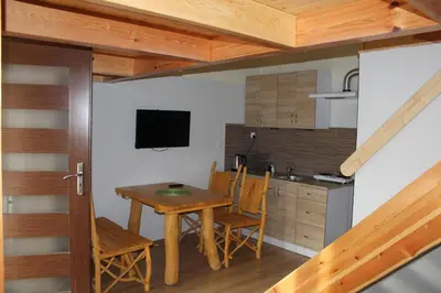 Kuchnia lub aneks kuchenny w obiekcie Apartamenty Górskie