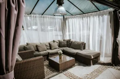 Część wypoczynkowa w obiekcie Oławian Hotel
