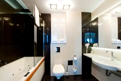 Łazienka w obiekcie Hotel Symfonia Osjaków