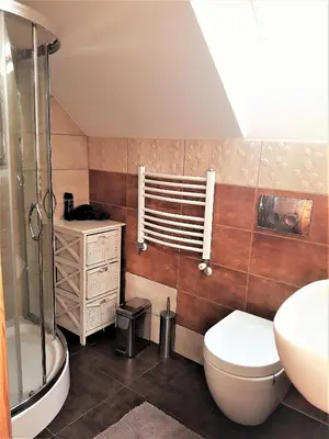 Plan piętra w obiekcie Gościnna Zagroda Gościejowice Noclegi Apartamenty Agroturystyka Niemodlin