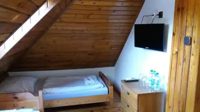 Telewizja i/lub zestaw kina domowego w obiekcie Zajazd Góra Św. Anny