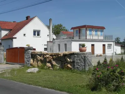 Budynek, w którym mieści się gospodarstwo agroturystyczne