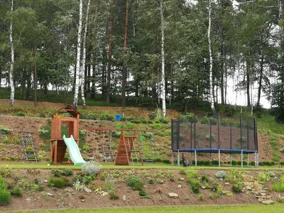 Plac zabaw dla dzieci w obiekcie Apartamenty w Gorach Stolowych