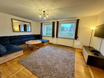 Część wypoczynkowa w obiekcie Domek Monte Black z jacuzzi i sauną fińską
