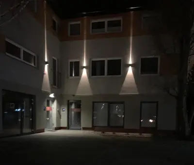 Budynek, w którym mieści się aparthotel