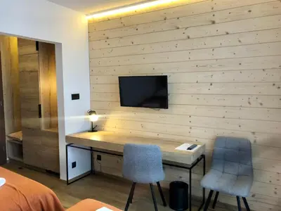 Telewizja i/lub zestaw kina domowego w obiekcie Chata Walichnowska