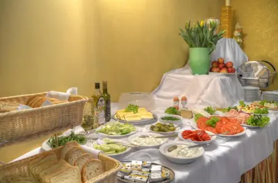 Jedzenie w hotelu lub w pobliżu