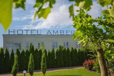 Budynek, w którym mieści się hotel