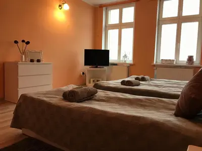 Telewizja i/lub zestaw kina domowego w obiekcie Renovated apartment in Opole