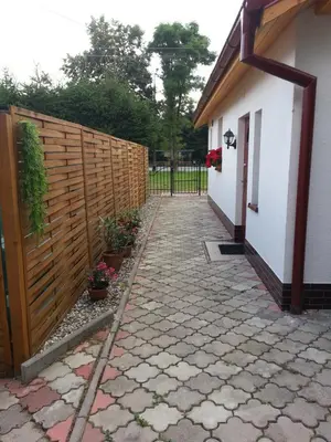 Budynek, w którym mieści się apartament