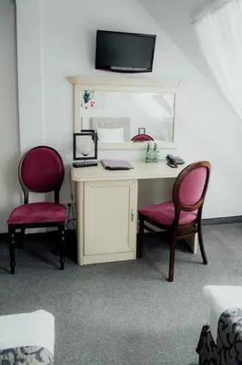 Telewizja i/lub zestaw kina domowego w obiekcie Hotel Pałac Krotoszyce Basen&Spa